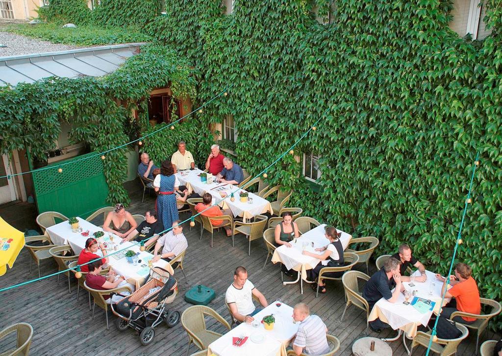 Stadthotel Eggenburg ภายนอก รูปภาพ